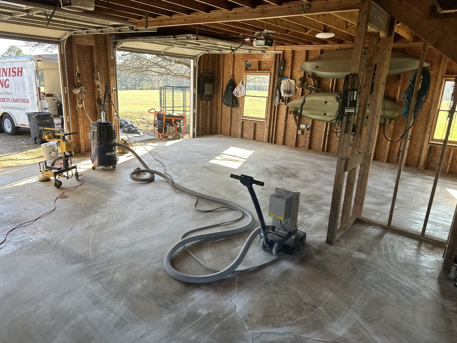 Grinding under way, trailer in the doorway